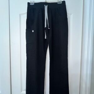 Figs Kade Cargo Scrub Pants XS *Tall* - Black